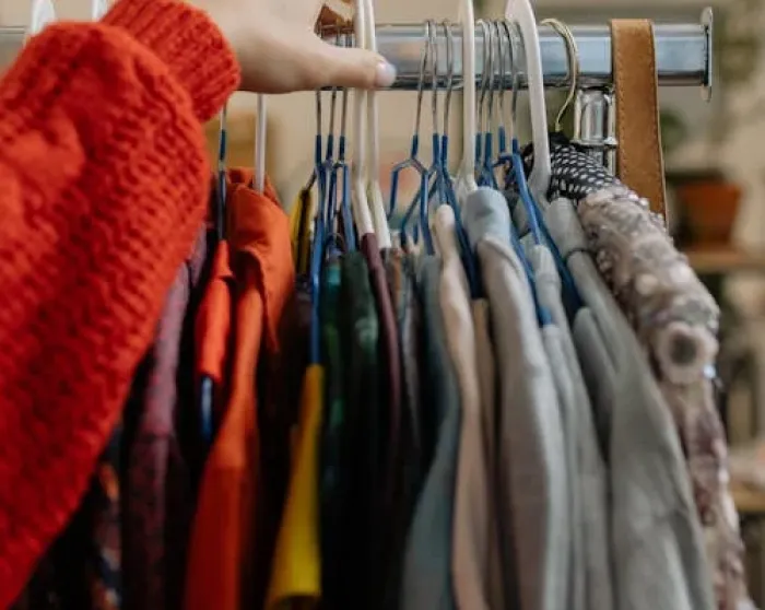 Cabotine Salon De Coiffure Mallemort Boutique De Seconde Main Une Tendance Durable Pour Les Femmes